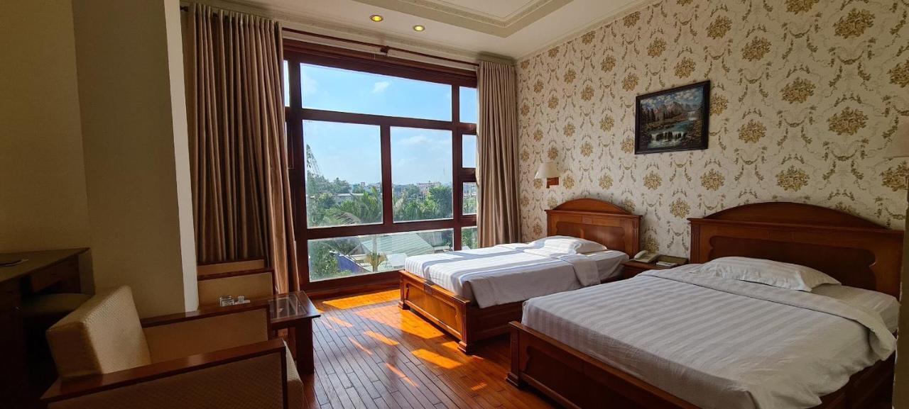 Hoang Yen Hotel Thuan An Luaran gambar