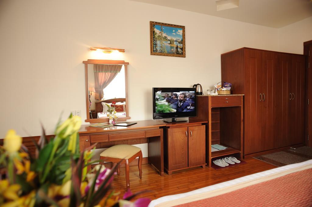 Hoang Yen Hotel Thuan An Luaran gambar