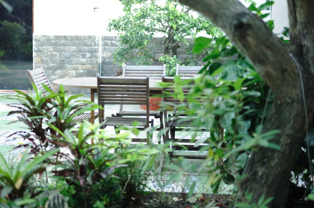 Hoang Yen Hotel Thuan An Luaran gambar