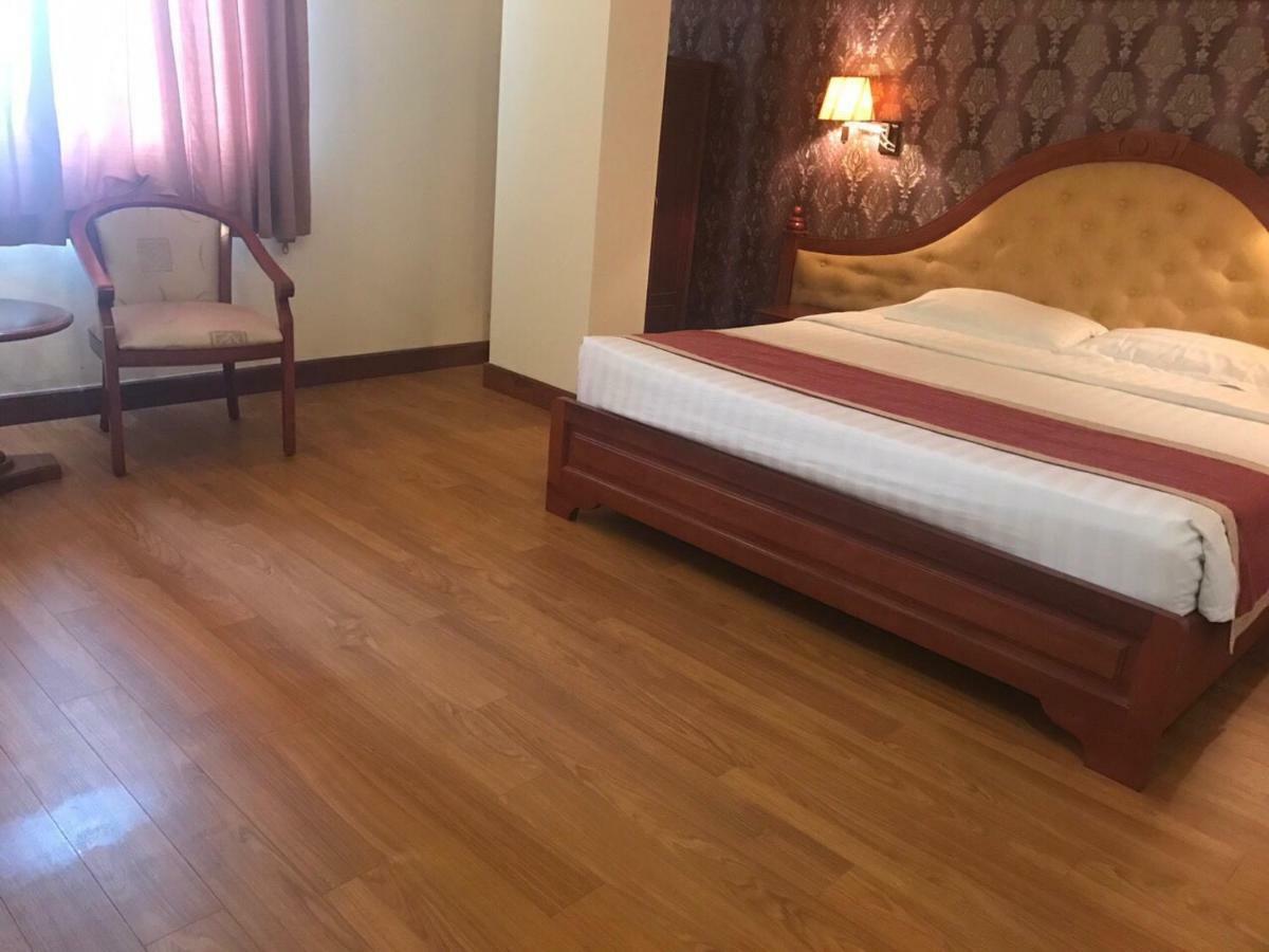 Hoang Yen Hotel Thuan An Luaran gambar